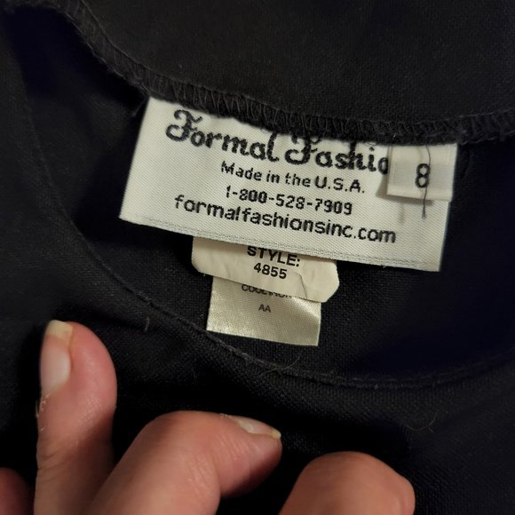 Formal Fashion beautiful black gown Md 8 - Picture 2 of 3